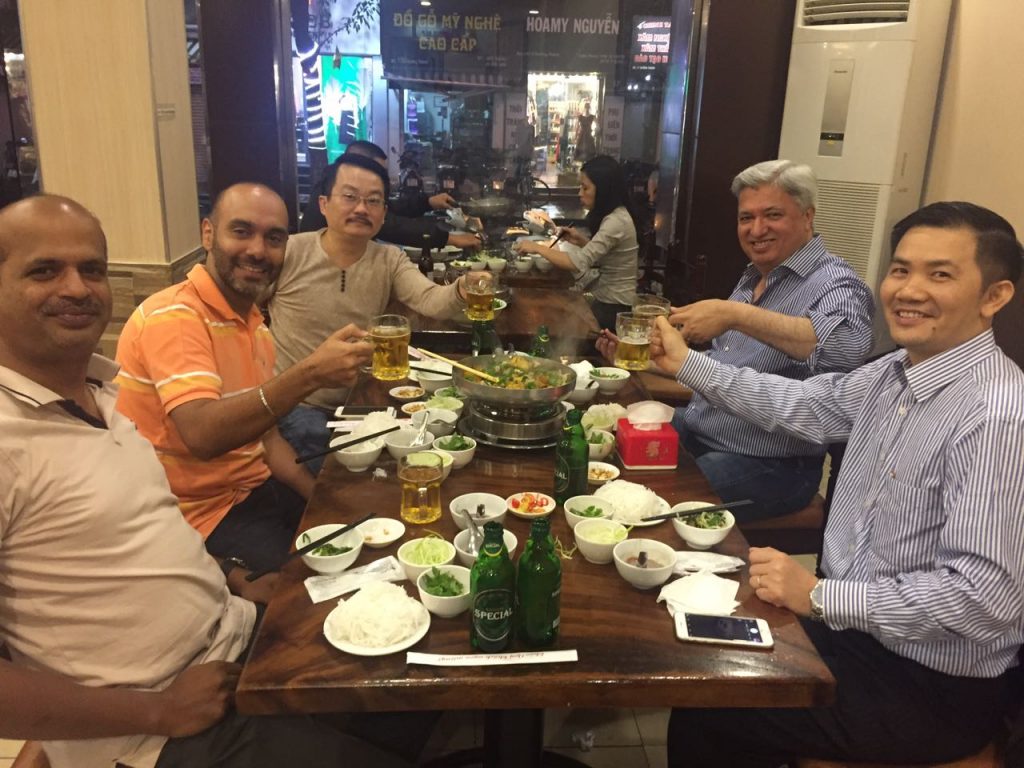 Sunoida Hanoi Team Meet